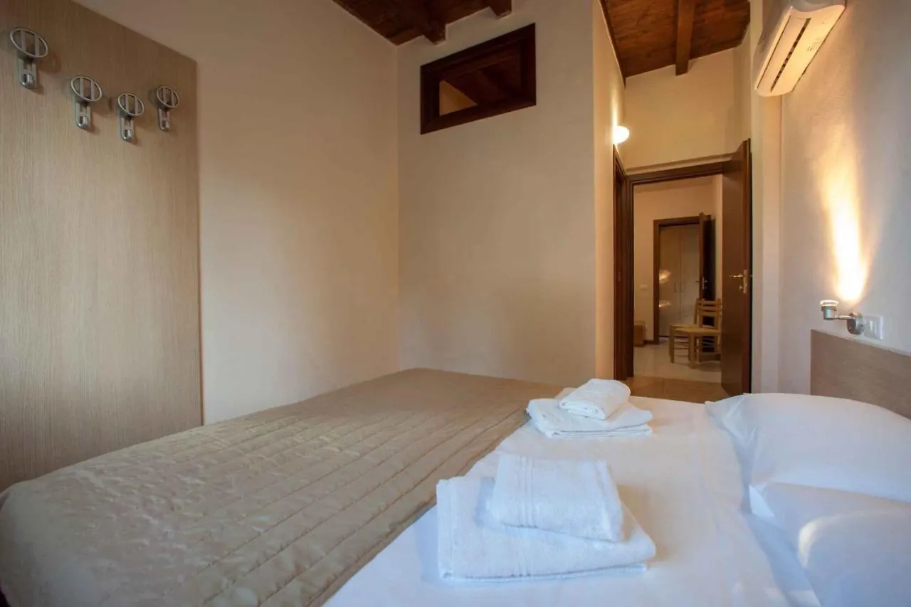 Holiday Home In Sirmione - Gardasee 38480