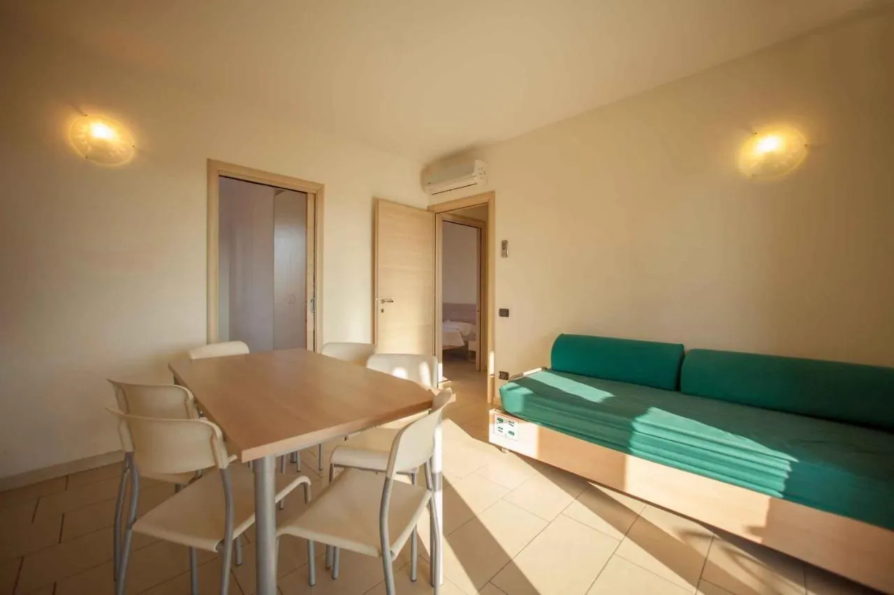 Holiday Home In Sirmione - Gardasee 38480 Panzió