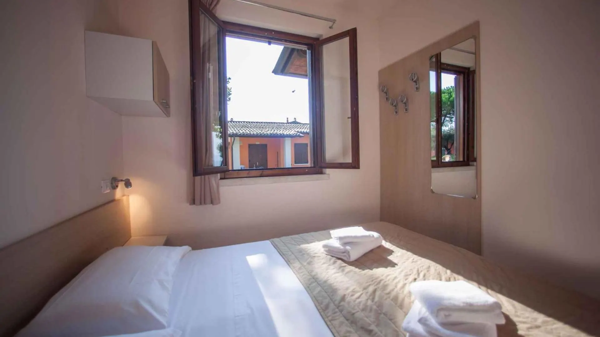 Holiday Home In Sirmione - Gardasee 38480 0*,