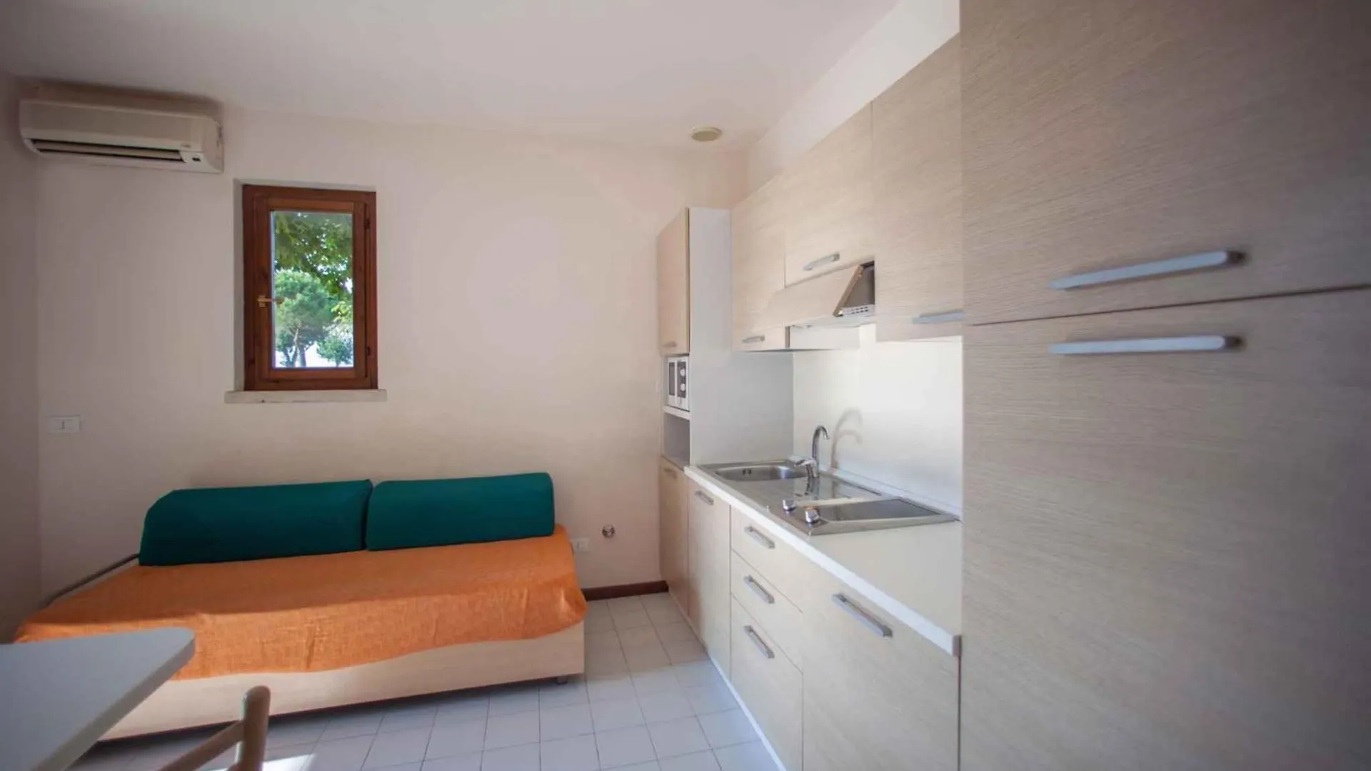 Holiday Home In Sirmione - Gardasee 38480 0*,  Italia