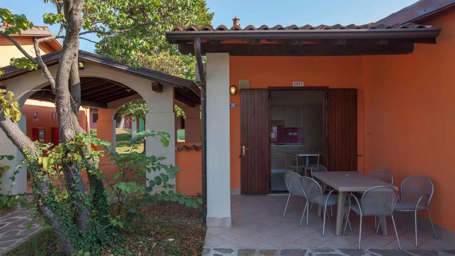 Bed and breakfast Holiday Home In Sirmione - Gardasee 38480